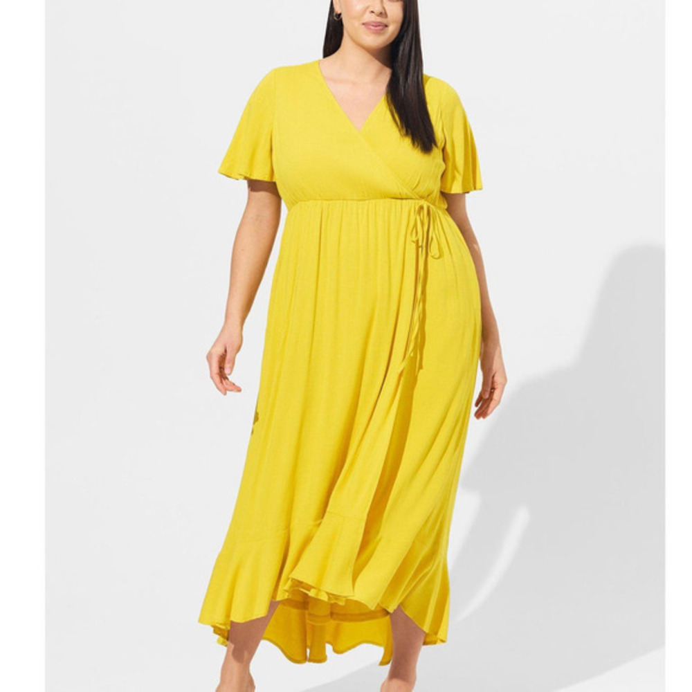 Torrid Plus Size 2 (2X) Yellow Busty Surplice Ruffle Hem Maxi‎ Dress w/Pockets